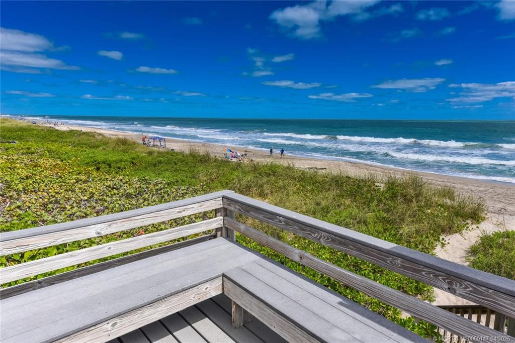 Stuart, Florida 34996, United States, 2 Bedrooms Bedrooms, ,2 BathroomsBathrooms,Residential,Active,107377