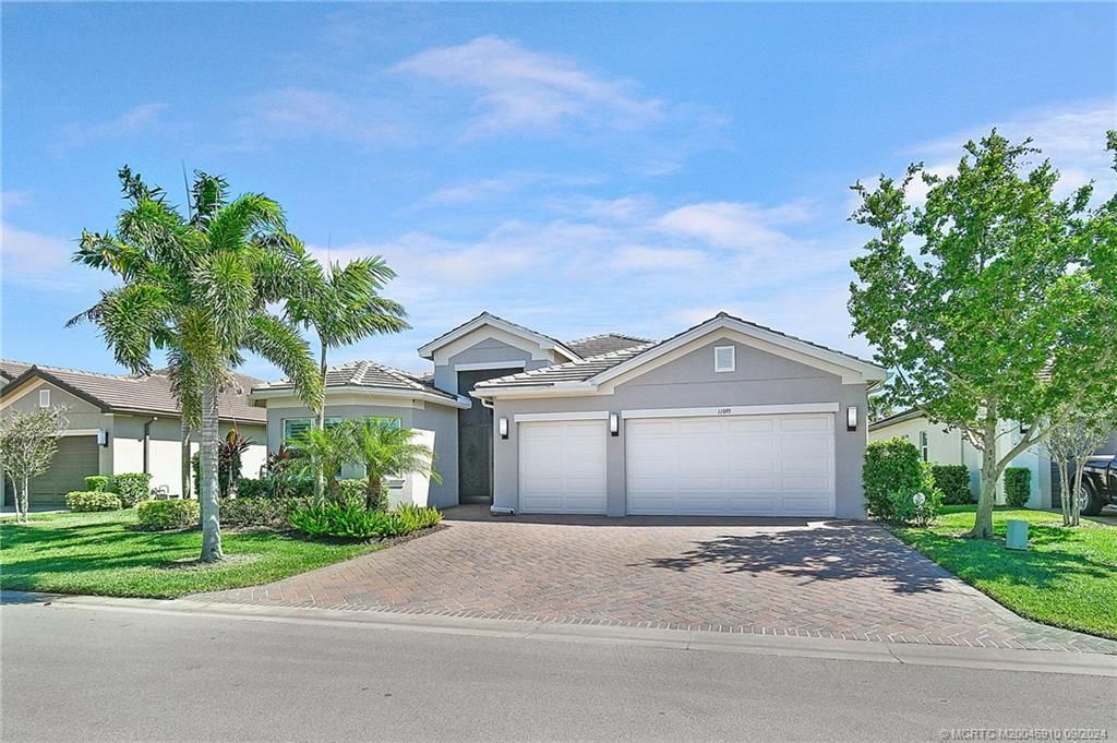 Photo of 11093 SW Ivory Springs Lane, Port Saint Lucie, FL 34987 (MLS # M20046910)
