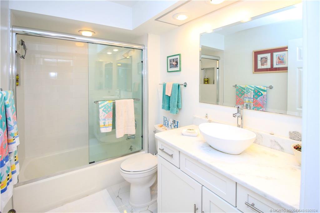 Stuart, Florida 34996, United States, 2 Bedrooms Bedrooms, ,2 BathroomsBathrooms,Residential,Active,64226