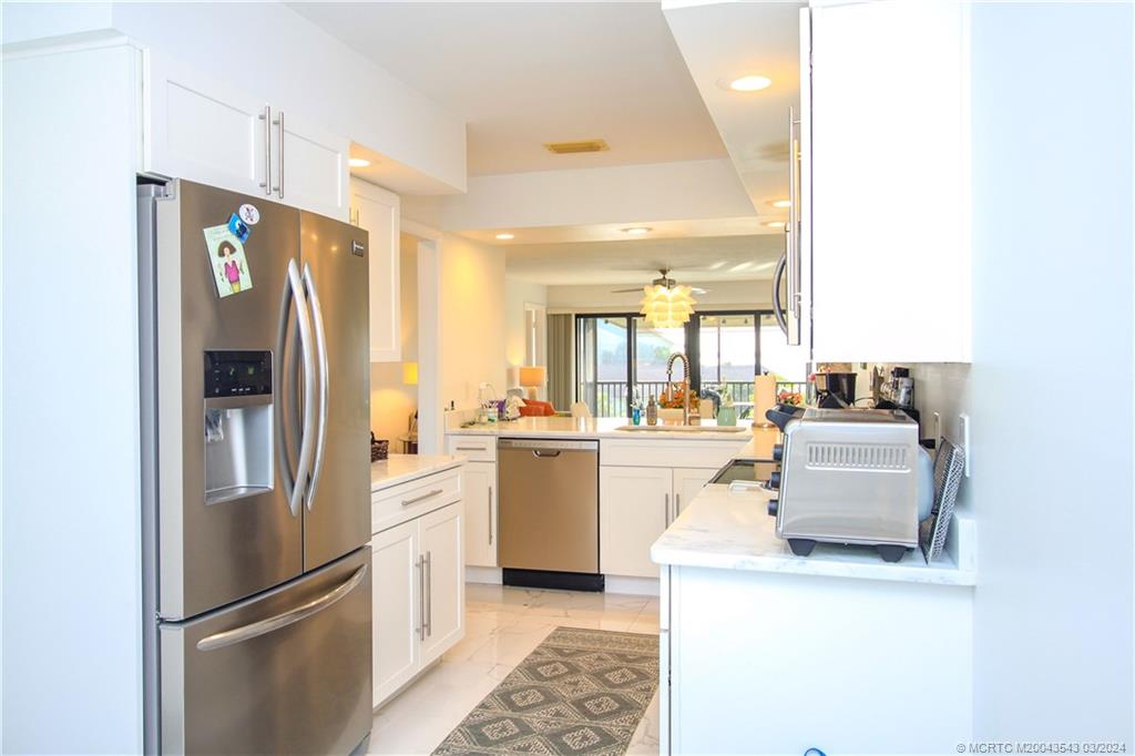 Stuart, Florida 34996, United States, 2 Bedrooms Bedrooms, ,2 BathroomsBathrooms,Residential,Active,64226