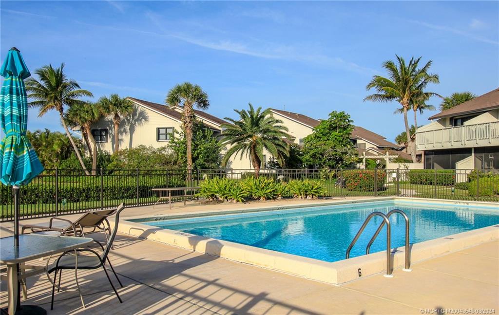 Stuart, Florida 34996, United States, 2 Bedrooms Bedrooms, ,2 BathroomsBathrooms,Residential,Active,64226