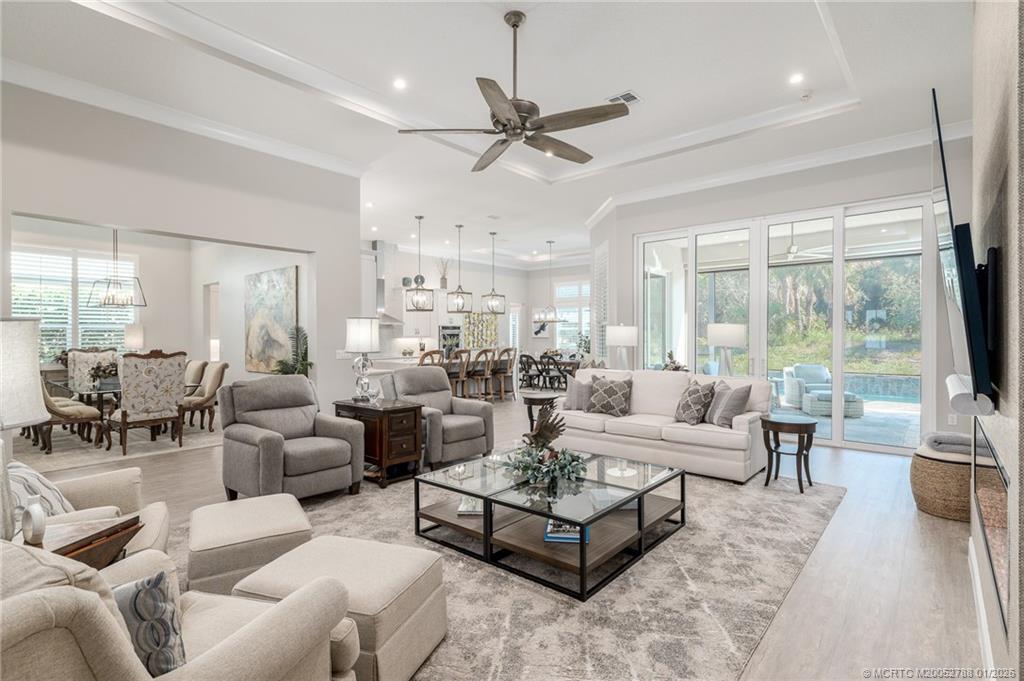 2505 NE Evinrude Circle