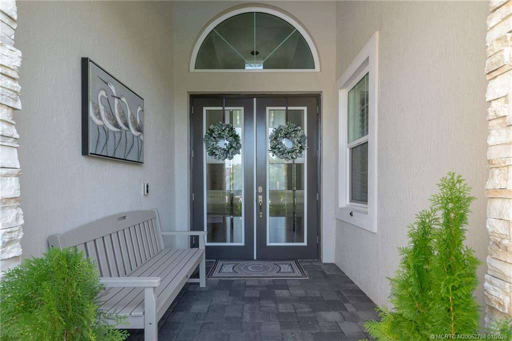 2505 NE Evinrude Circle