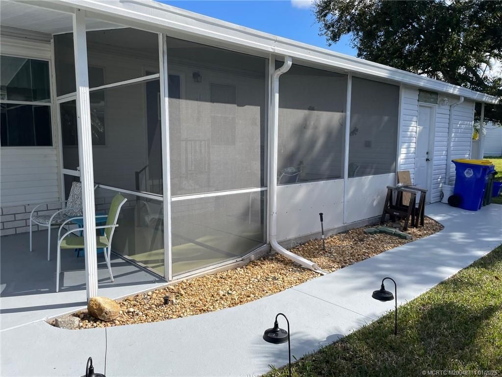 Photo of 2596 SW Olds Place, Stuart, FL 34997 (MLS # M20048711)