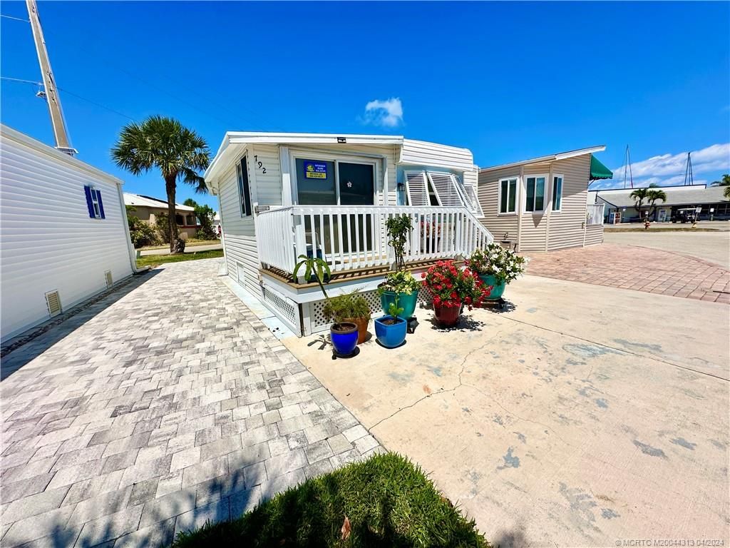 Photo of 792 Nettles Boulevard, Jensen Beach, FL 34957 (MLS # M20044313)