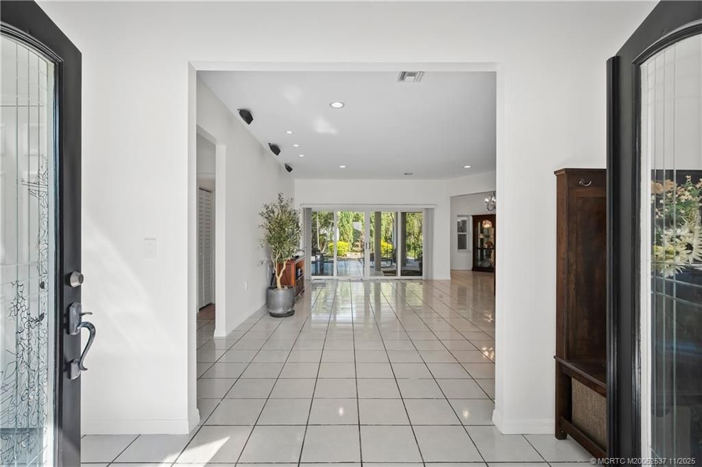 Photo of 2185 SE Harding Street, Port Saint Lucie, FL 34952 (MLS # M20052537)