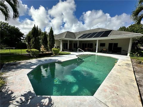 Photo of 2185 SE Harding Street, Port Saint Lucie, FL 34952 (MLS # M20052537)