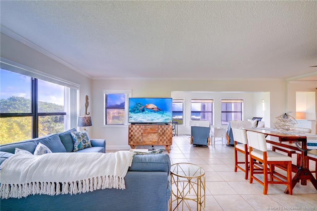 Stuart, Florida 34996, United States, 2 Bedrooms Bedrooms, ,2 BathroomsBathrooms,Residential,Active,10696