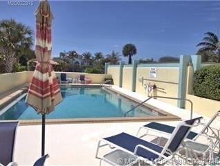 Stuart, Florida 34996, United States, 2 Bedrooms Bedrooms, ,2 BathroomsBathrooms,Residential,Active,10696