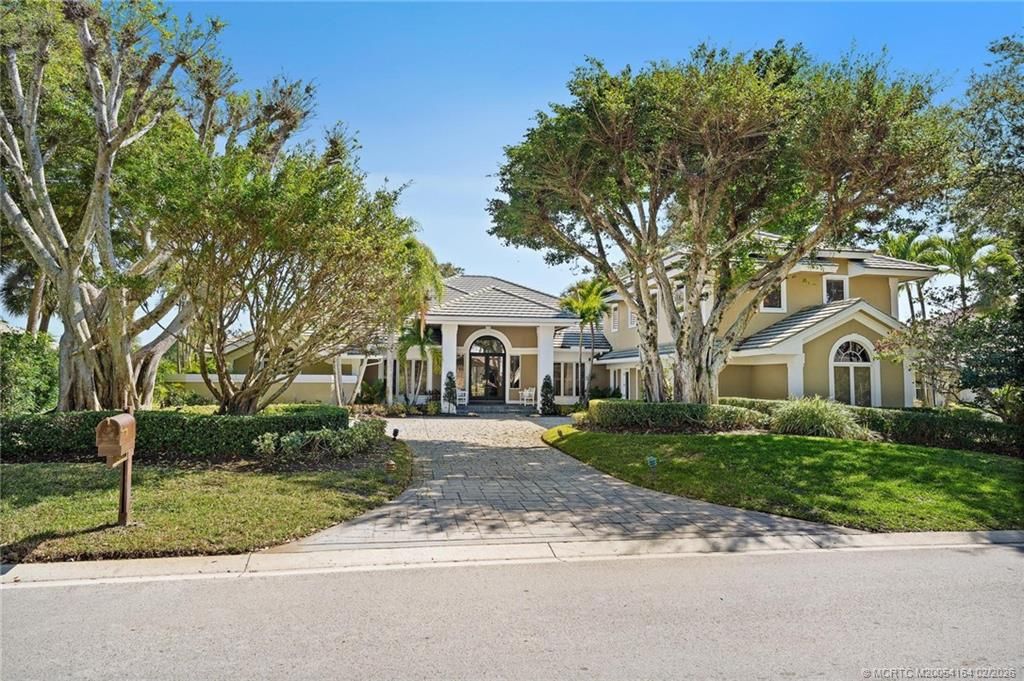 Photo of 6481 SE Winged Foot Drive, Stuart, FL 34997 (MLS # M20054164)