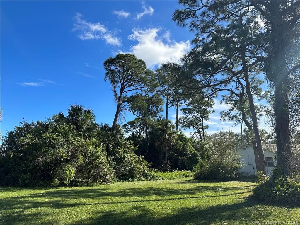 Photo of 5108 Birch Drive, Fort Pierce, FL 34982 (MLS # M20042570)