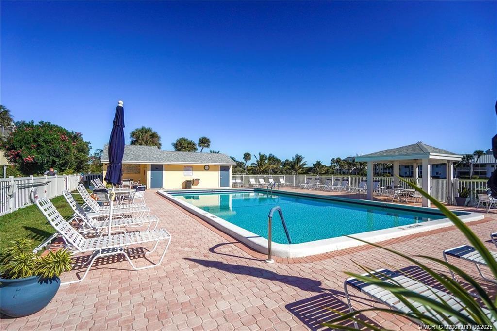Stuart, Florida 34996, United States, 2 Bedrooms Bedrooms, ,2 BathroomsBathrooms,Residential,Active,210128