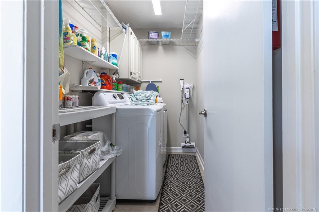 Stuart, Florida 34996, United States, 2 Bedrooms Bedrooms, ,2 BathroomsBathrooms,Residential,Active,210128