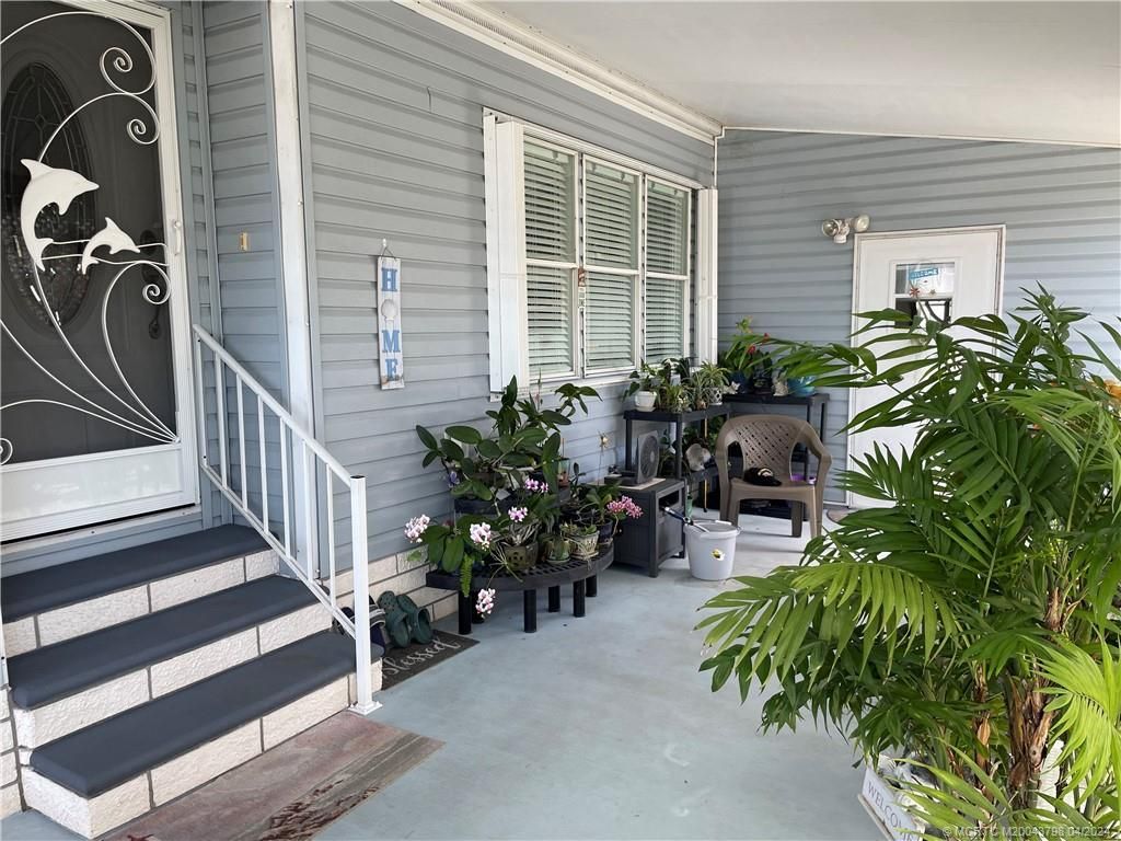Photo of 2708 SW Olds Place, Stuart, FL 34997 (MLS # M20043798)