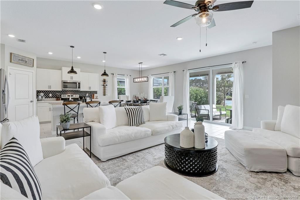 Photo of 2364 SW Strawberry Terrace, Palm City, FL 34990 (MLS # M20042997)