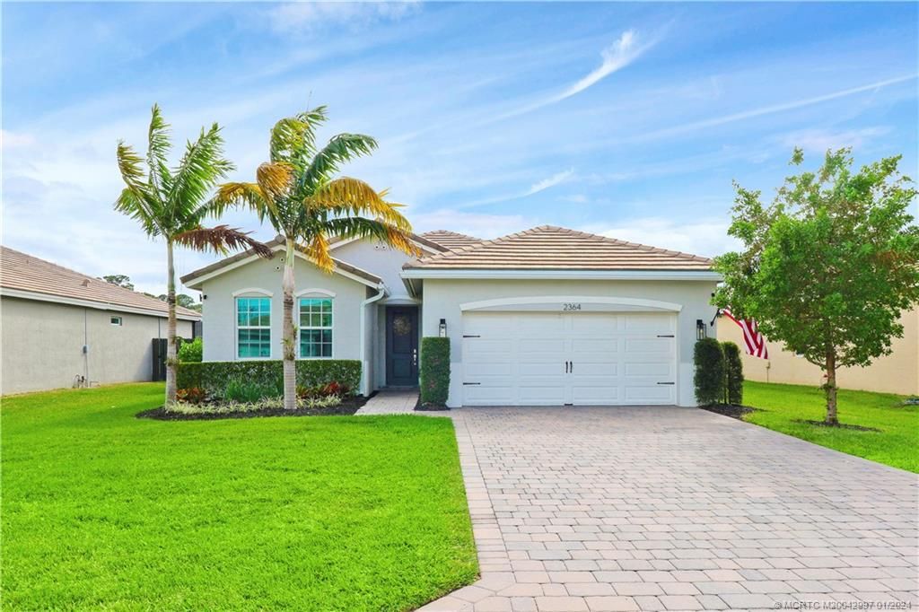 Photo of 2364 SW Strawberry Terrace, Palm City, FL 34990 (MLS # M20042997)