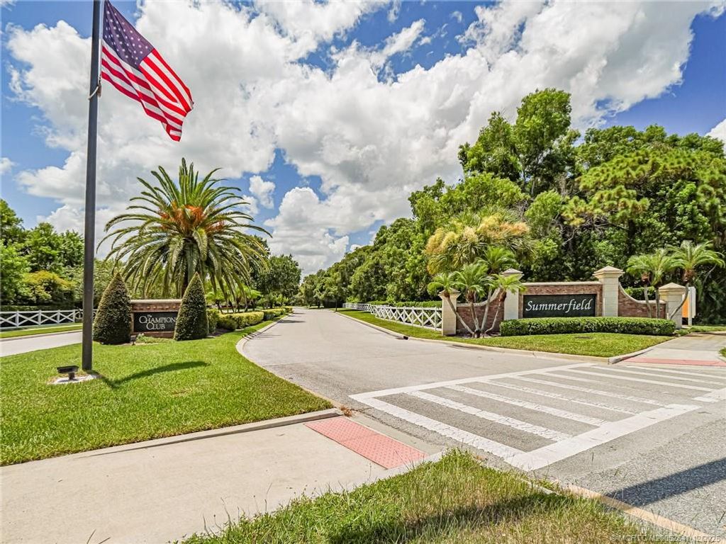 Photo of 7007 SE Twin Oaks Circle, Stuart, FL 34997 (MLS # M20052841)