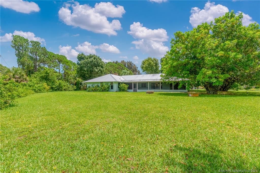 Photo of 34 NE Acacia Trail, Jensen Beach, FL 34957 (MLS # M20040216)