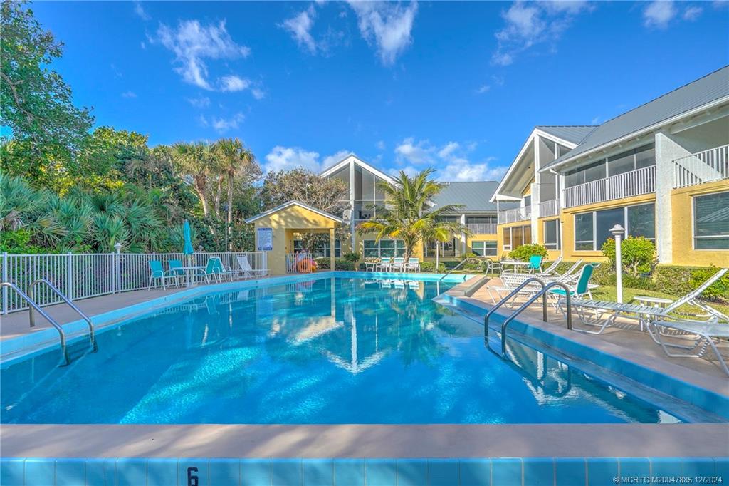 Stuart, Florida 34996, United States, 2 Bedrooms Bedrooms, ,3 BathroomsBathrooms,Residential,Active,28951