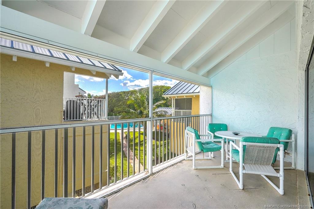 Stuart, Florida 34996, United States, 2 Bedrooms Bedrooms, ,3 BathroomsBathrooms,Residential,Active,28951