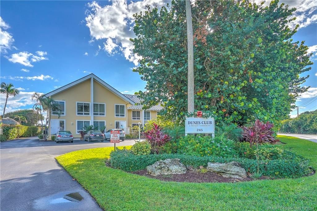 Photo of 245 NE Macarthur Boulevard #15, Stuart, FL 34996 (MLS # M20047885)