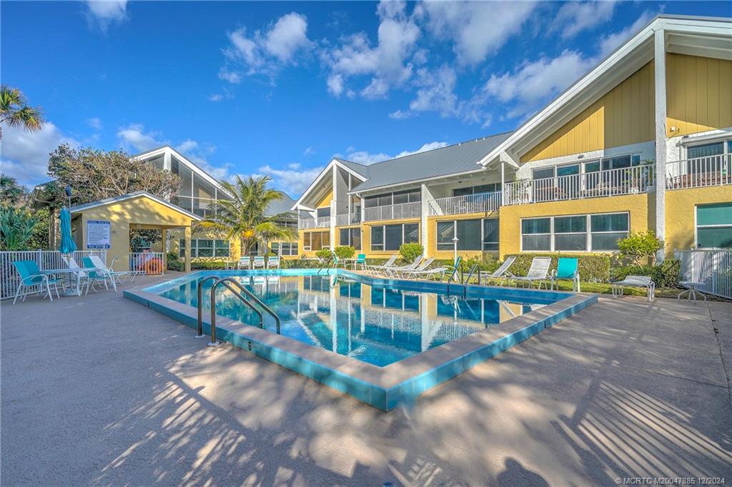 Stuart, Florida 34996, United States, 2 Bedrooms Bedrooms, ,3 BathroomsBathrooms,Residential,Active,28951