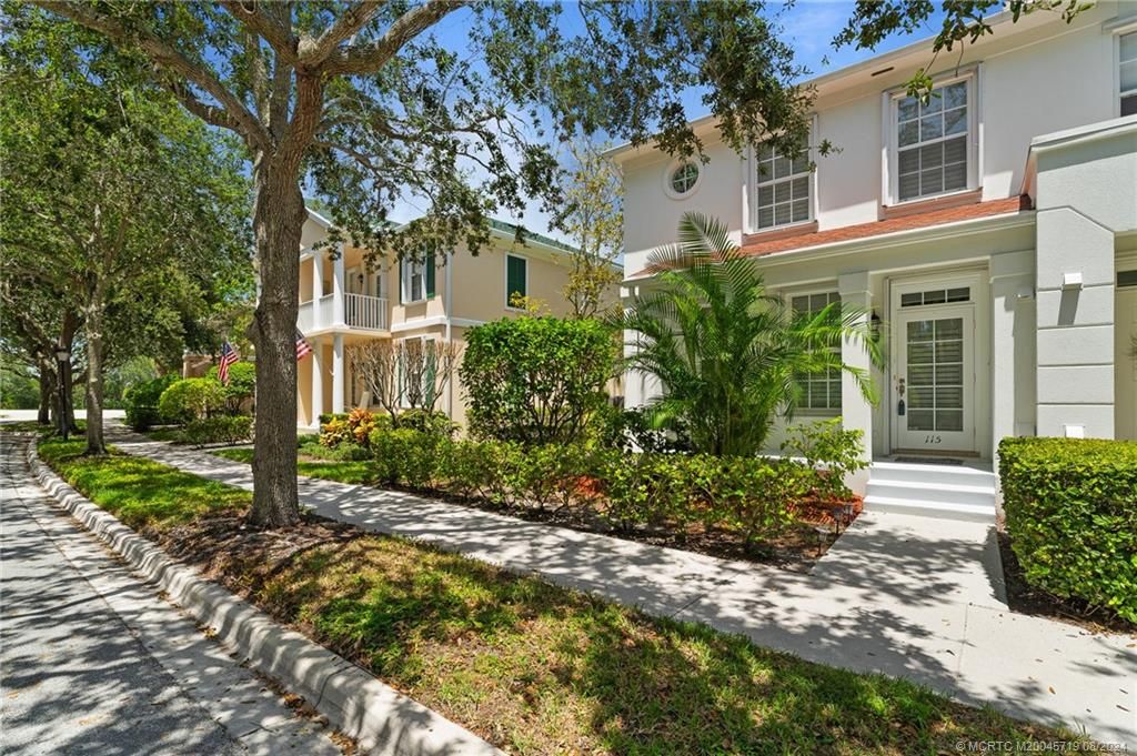 Photo of 115 Andover Drive, Jupiter, FL 33458 (MLS # M20045719)