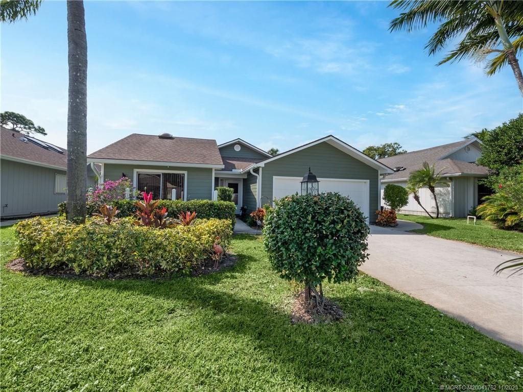 Photo of 6339 SE Ames Way, Hobe Sound, FL 33455 (MLS # M20041762)