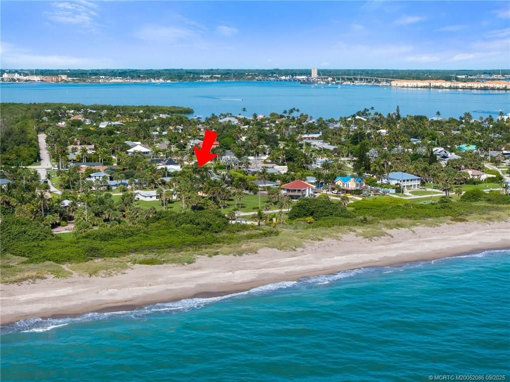 Photo of 2023 Jacaranda Drive, Fort Pierce, FL 34949 (MLS # M20052086)