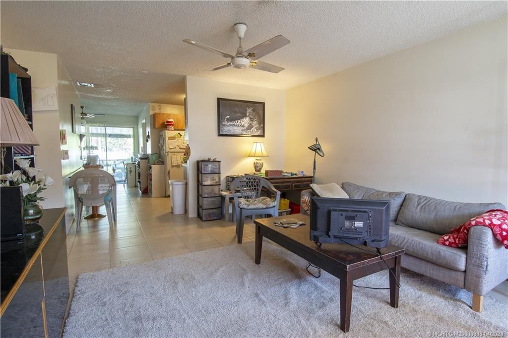 Photo of 43 SE Mead Place, Stuart, FL 34997 (MLS # M20038988)