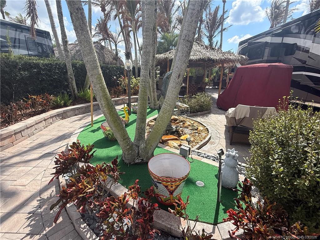 412 NW Chipshot Lane