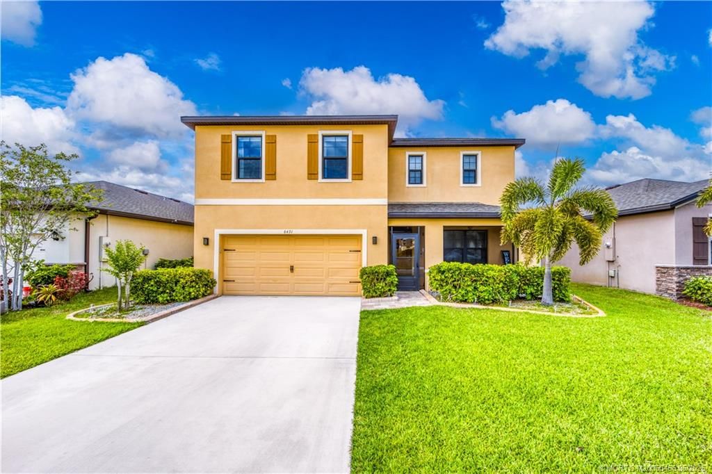 Photo of 6431 NW Castlebrook Avenue, Port Saint Lucie, FL 34983 (MLS # M20050456)