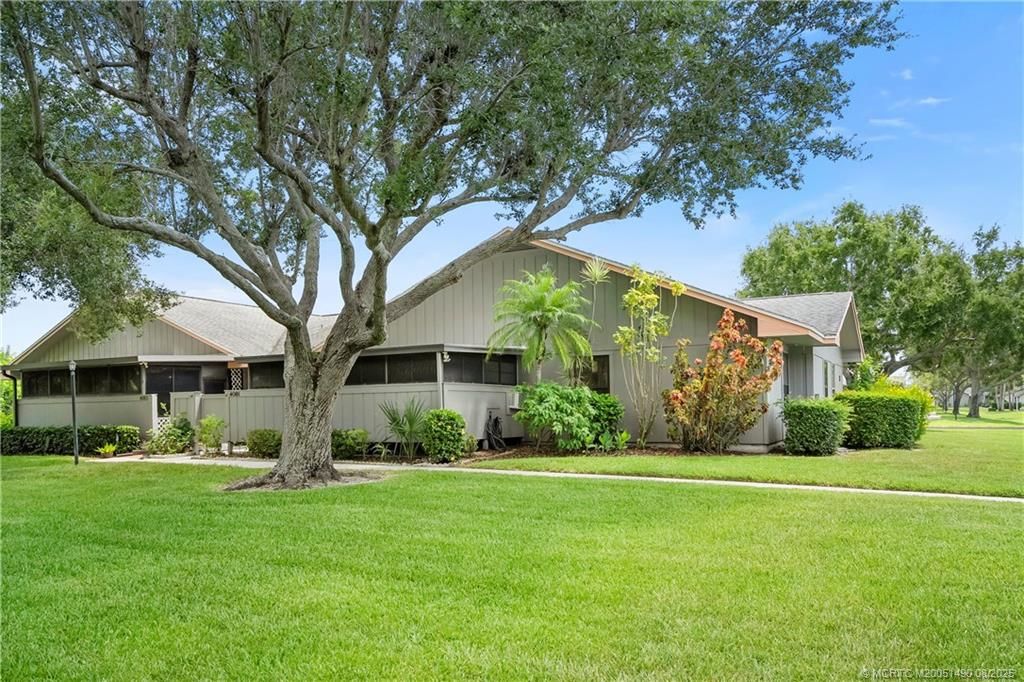 Photo of 4081 NW Cinnamon Tree Circle, Jensen Beach, FL 34957 (MLS # M20051490)