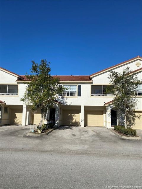 Photo of 467 SE Kitching Circle, Stuart, FL 34994 (MLS # M20055200)