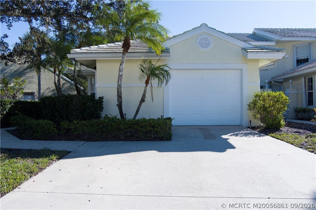 Photo of 2425 SW Foxpoint Trail, Palm City, FL 34990 (MLS # M20056861)