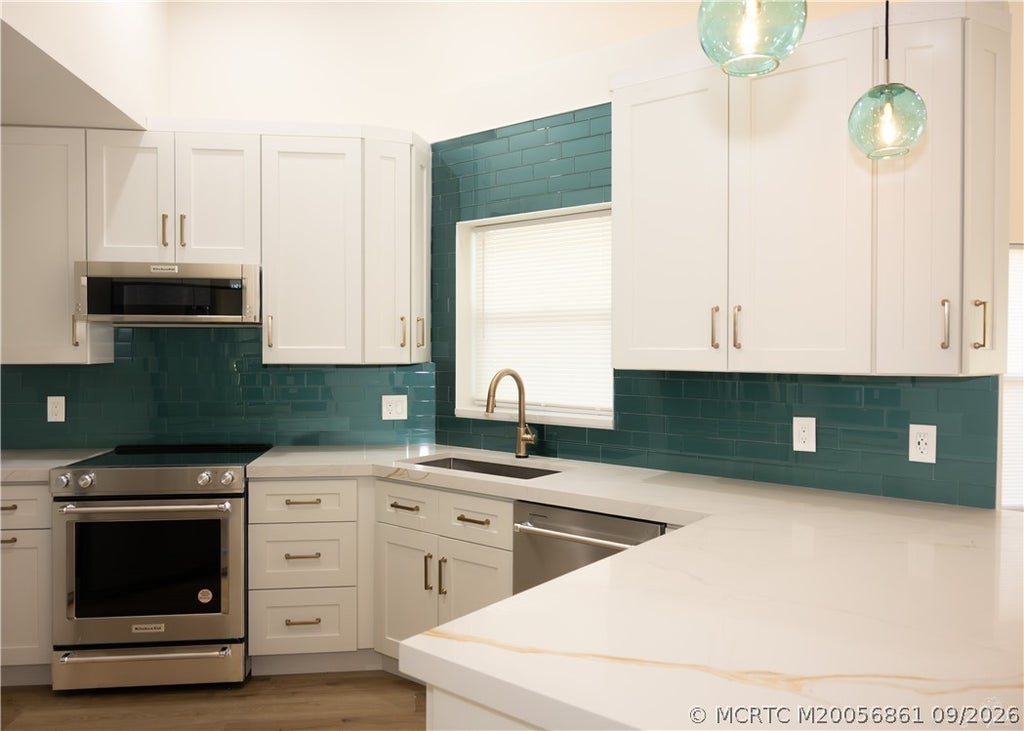 Photo of 2425 SW Foxpoint Trail, Palm City, FL 34990 (MLS # M20056861)