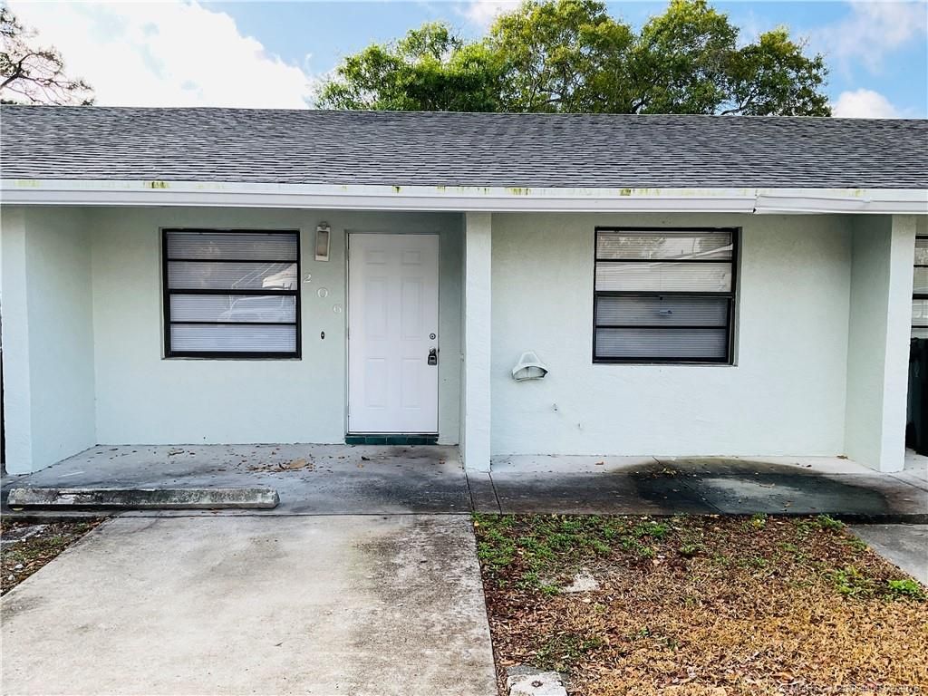 Photo of 206 N 28th Street, Fort Pierce, FL 34947 (MLS # M20054400)