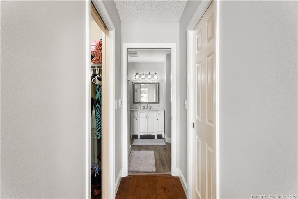 Stuart, Florida 34997, United States, 2 Bedrooms Bedrooms, ,2 BathroomsBathrooms,Residential,Active,18783