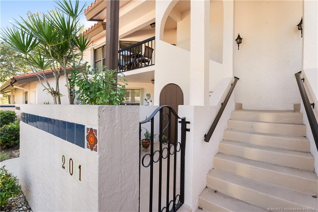 Stuart, Florida 34997, United States, 2 Bedrooms Bedrooms, ,2 BathroomsBathrooms,Residential,Active,18783