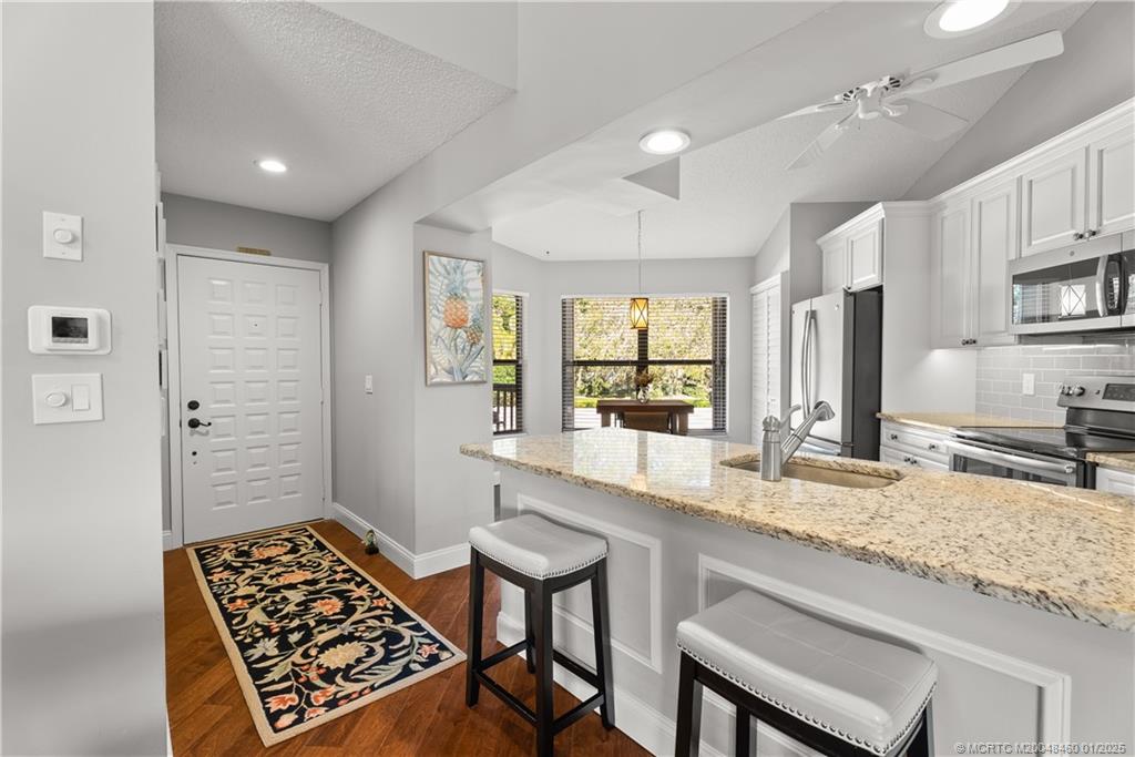 Stuart, Florida 34997, United States, 2 Bedrooms Bedrooms, ,2 BathroomsBathrooms,Residential,Active,18783