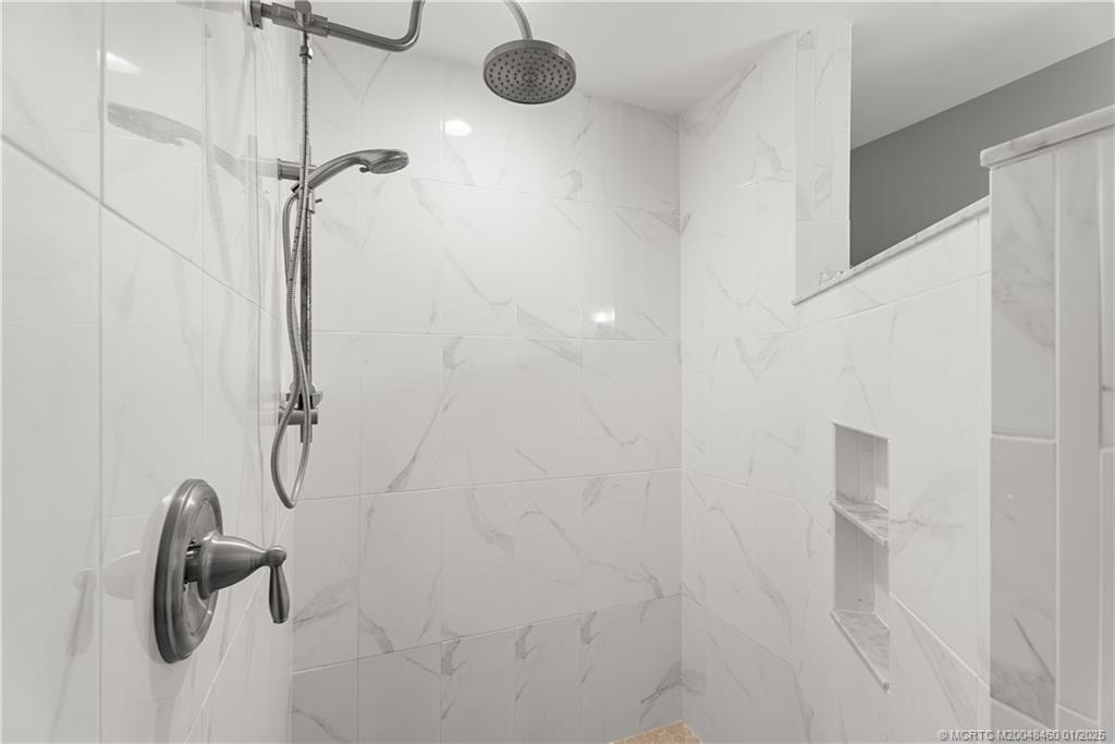 Stuart, Florida 34997, United States, 2 Bedrooms Bedrooms, ,2 BathroomsBathrooms,Residential,Active,18783