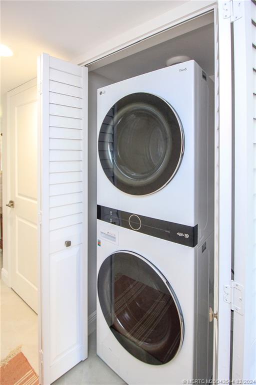 Stuart, Florida 34996, United States, 2 Bedrooms Bedrooms, ,2 BathroomsBathrooms,Residential,Active,64087