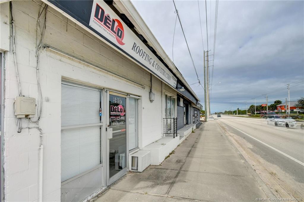 5989 S US Highway 1