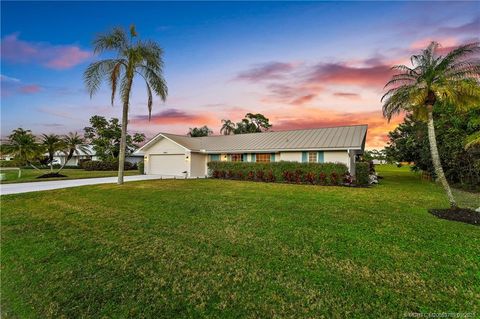 Apartment For Sale - 3881 SE Fairway<br/> Stuart, FL 34997