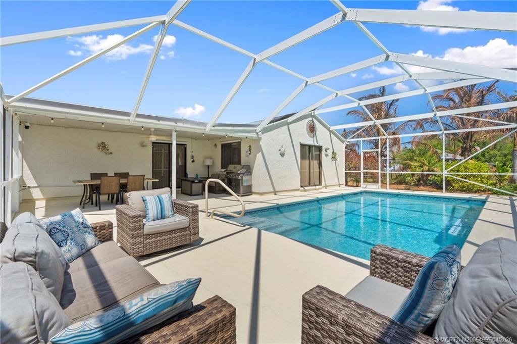 Photo of 3009 SE Darien Road, Port Saint Lucie, FL 34952 (MLS # M20054997)