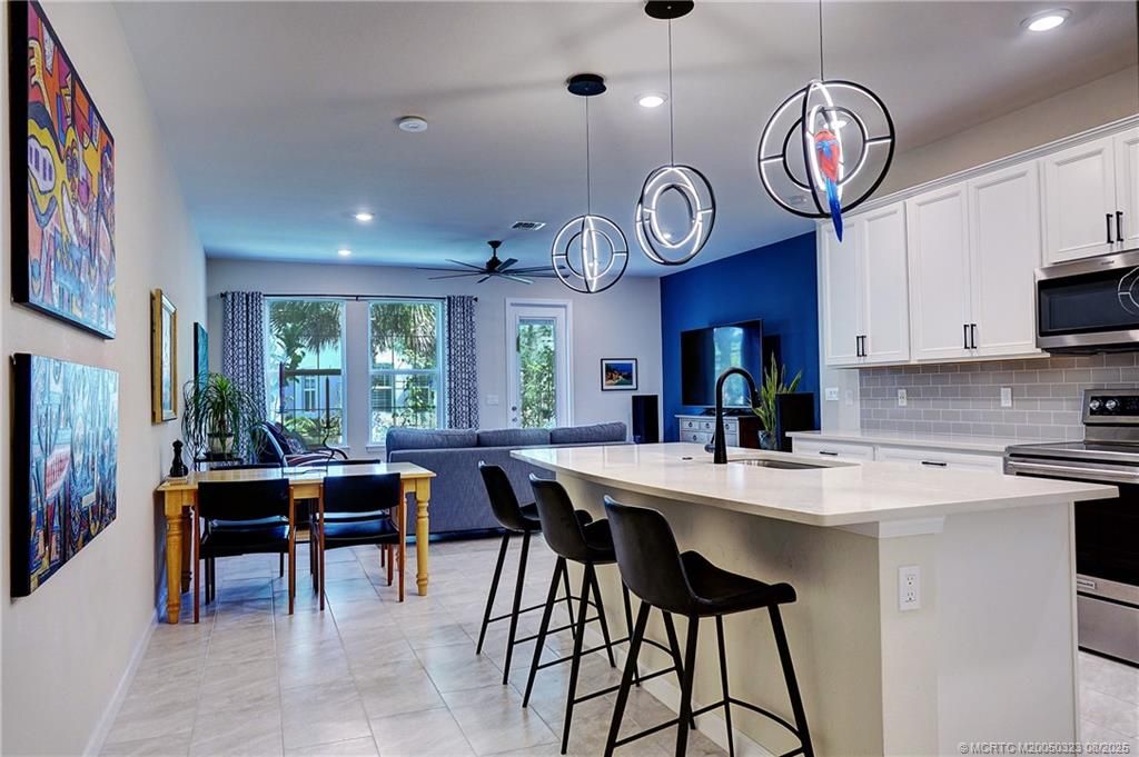 Photo of 1843 SE Roxy Way, Stuart, FL 34996 (MLS # M20050323)