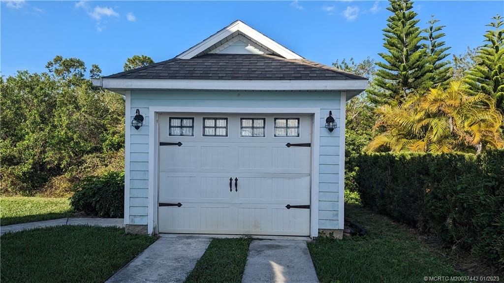 Photo of Fort Pierce, FL 34982 (MLS # M20037442)