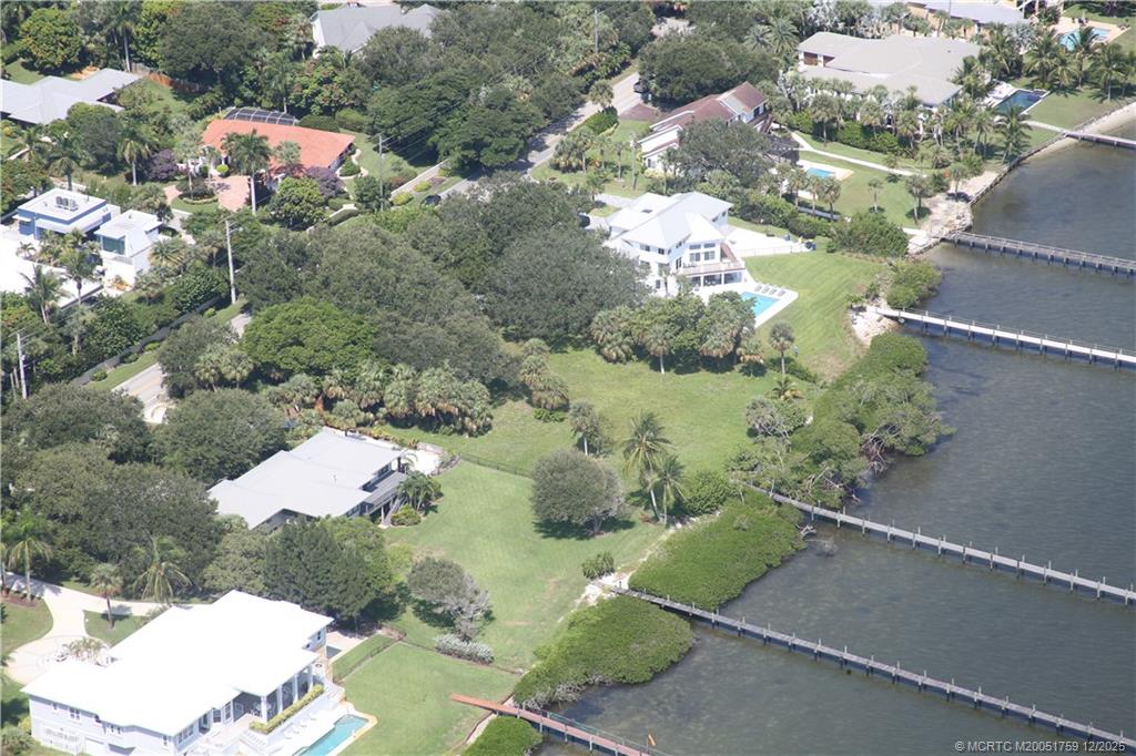 36 S Sewalls Point Road