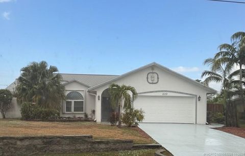 Photo of 233 NE Sagamore Terrace, Port Saint Lucie, FL 34983 (MLS # M20053220)