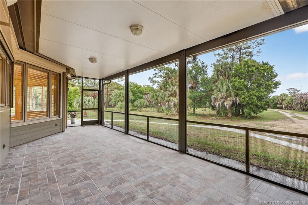 Stuart, Florida, 34997, United States, 3 Bedrooms Bedrooms, ,2 BathroomsBathrooms,Residential,Active,2034291